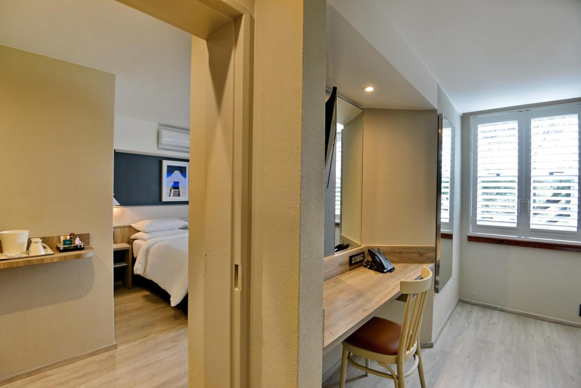 Town Lodge Bellville Extérieur photo