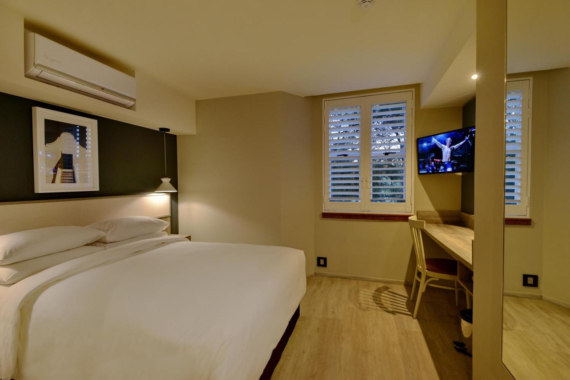 Town Lodge Bellville Extérieur photo